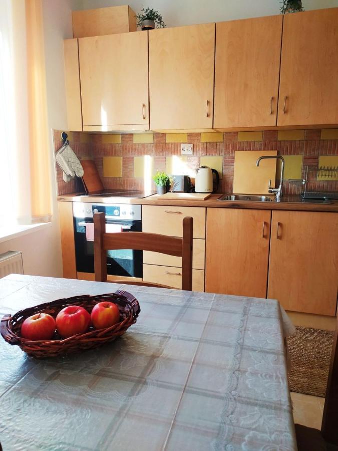 Дом За Гости Осогово Kyustendil Exterior foto
